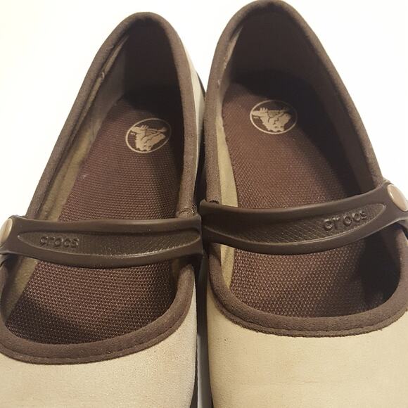 Crocs 10888 Beige Brown Casual Comfort Loafers. Women's Sz 6 - Picture 5 of 8